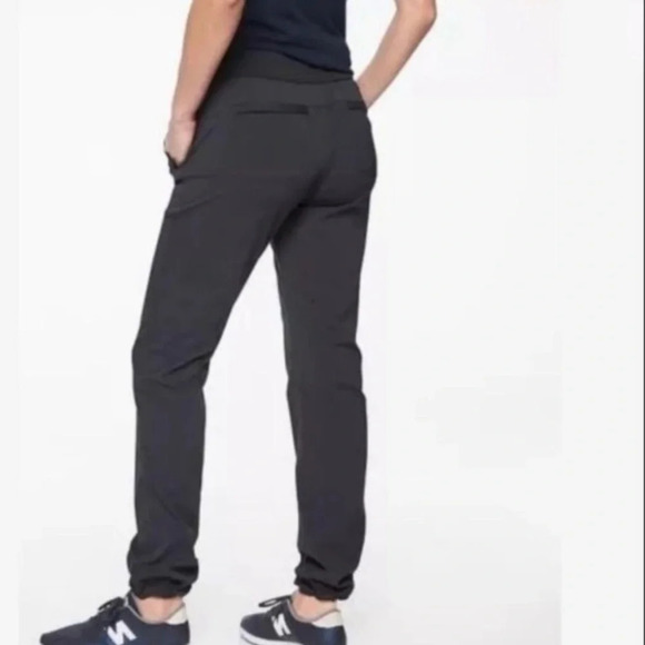 Athleta Black Trekkie Hike Pant‎ - Picture 3 of 15